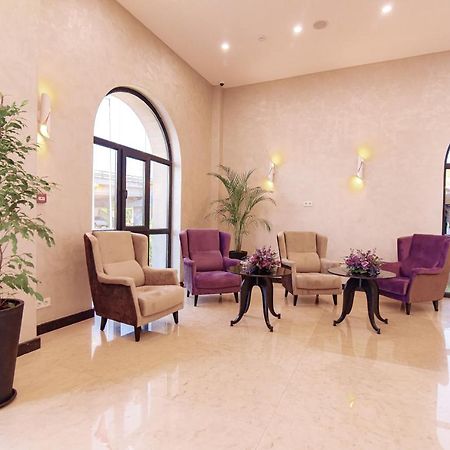 East Palace Hotel アルマトイ エクステリア 写真