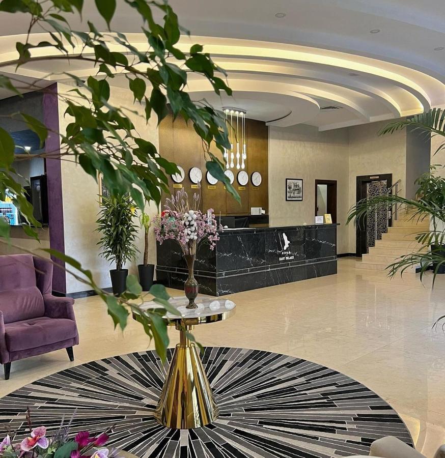 East Palace Hotel アルマトイ エクステリア 写真